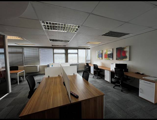 611M² OFFICE TO LET IN BELLVILLE CENTRAL